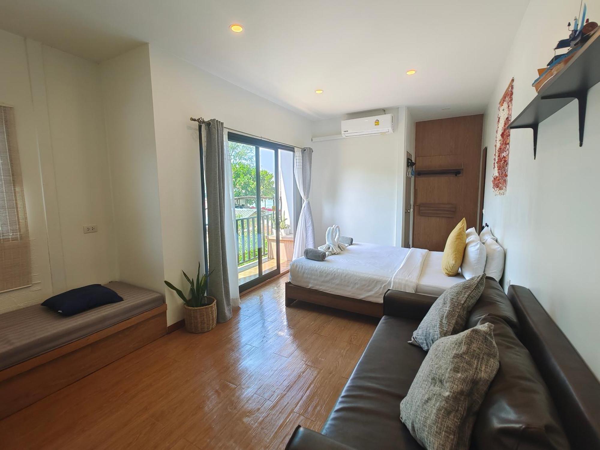 Lipe Sunrise Beach House Exterior foto